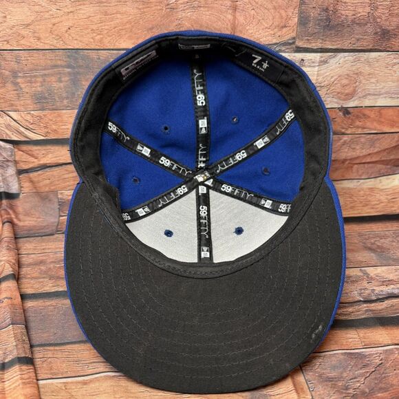 Chicago Cubs Fitted Hat Blue New Era 59Fifty Size 7 1/8 Authentic On-Field Cap - Picture 6 of 8